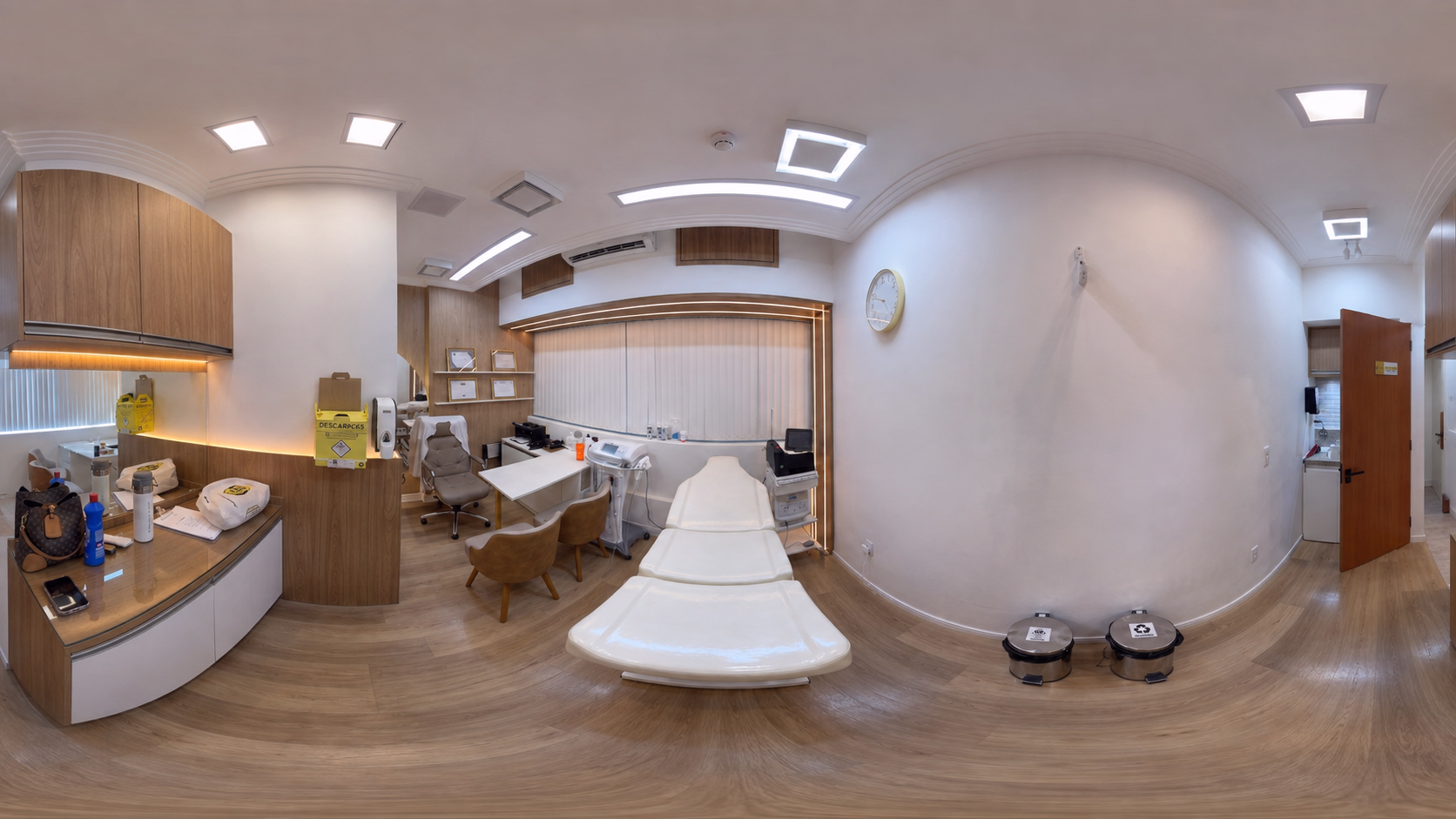 Sala de atendimento do Magrão Center em Salvador, visão panorâmica